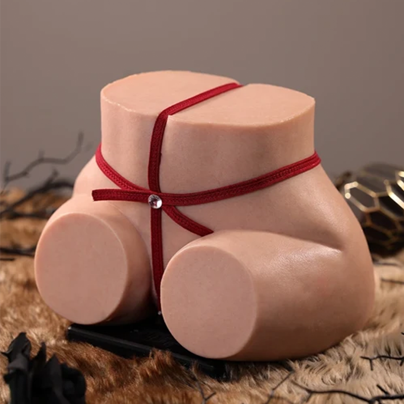 Molly: 11lb Platinum Silicone Doggy Style Butt with Ribbed Dual Channels